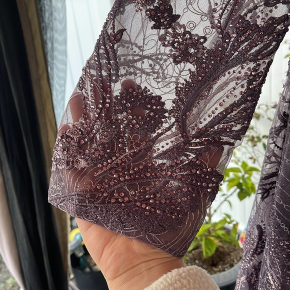 Mac Duggal - Aubergine Embellished Wrap Over 3/4 Sleeve Dress Size 18 - Picture 8 of 17